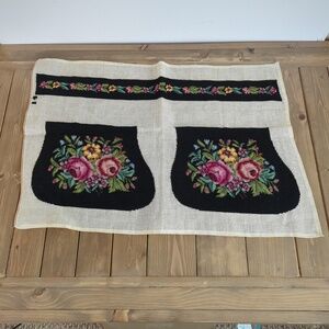 Vtg 50s 60s Needlepoint Embroidered Purse Bag Panels Floral Roses Black Linen